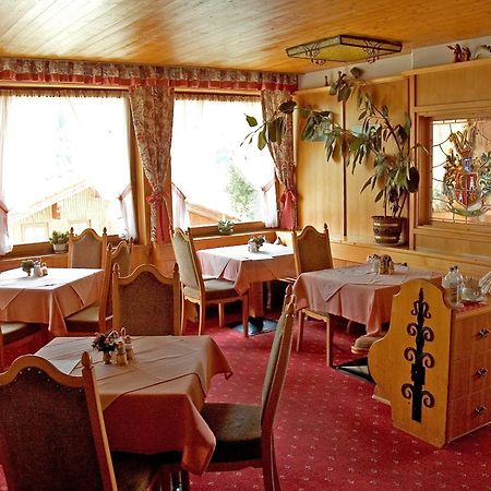Hotel Schwarzer Adler Петной-ам-Арльберг Экстерьер фото